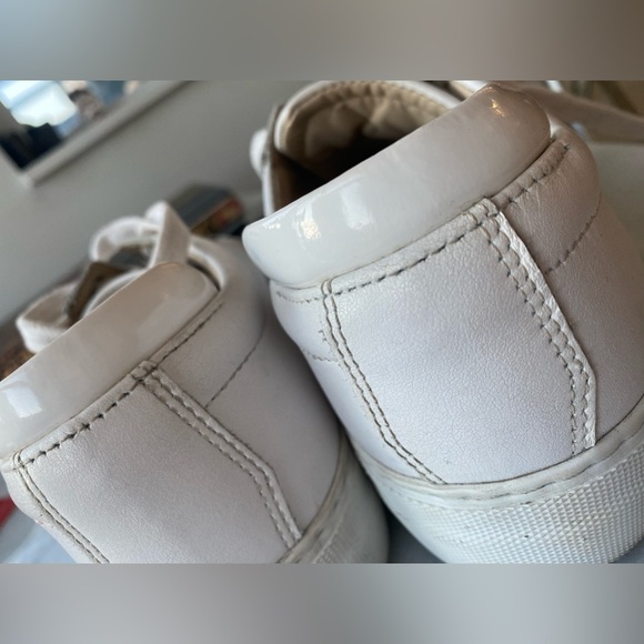 Want Les Essentiels Lalibela Leather sneakers lightly worn condition. Size 37 - Picture 10 of 12